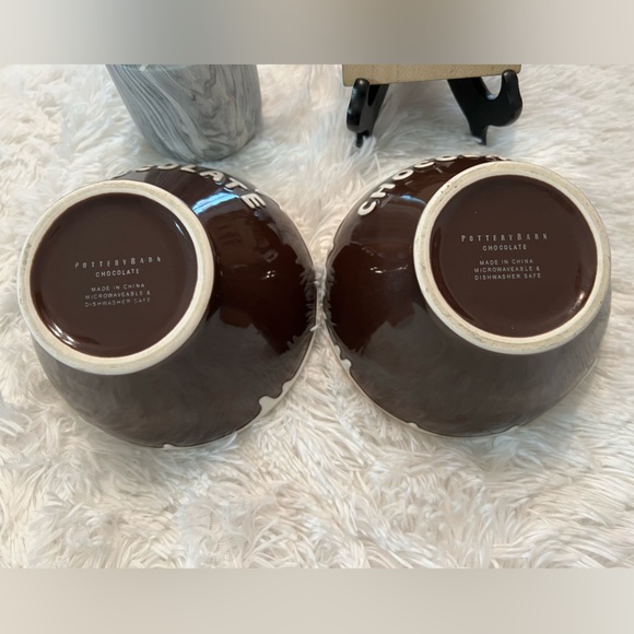 Pottery Barn Set of Two Ice Cream Chocolate Drip Dessert Bowls - Picture 4 of 5